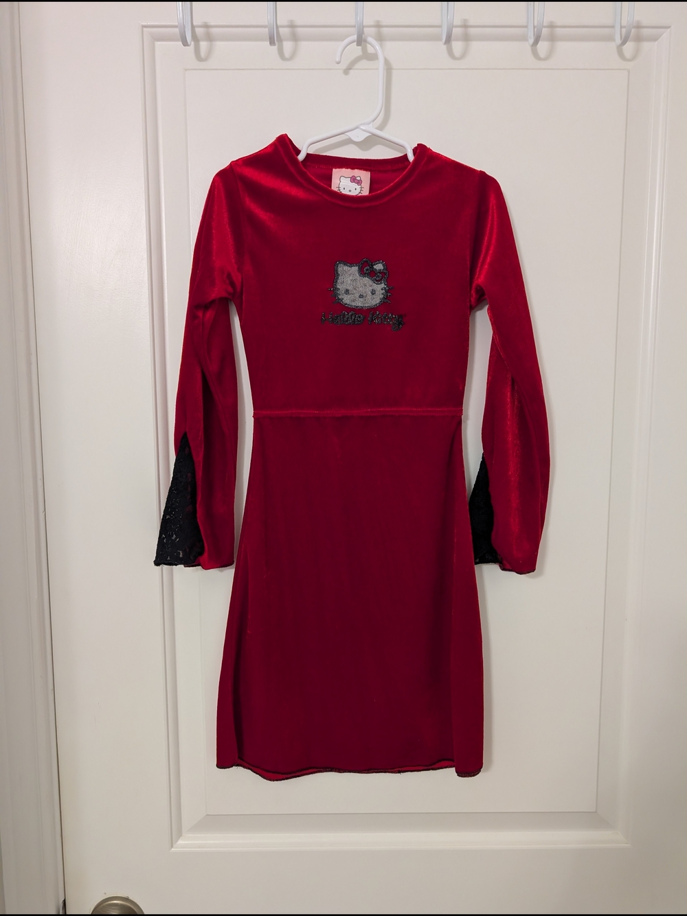 Y2K Vintage Hello‎ Kitty Red Velvet Long-Sleeve Dress With Rhinestones And Lace